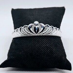 Silver Tone Adjustable Crown  Style Bracelet NWT